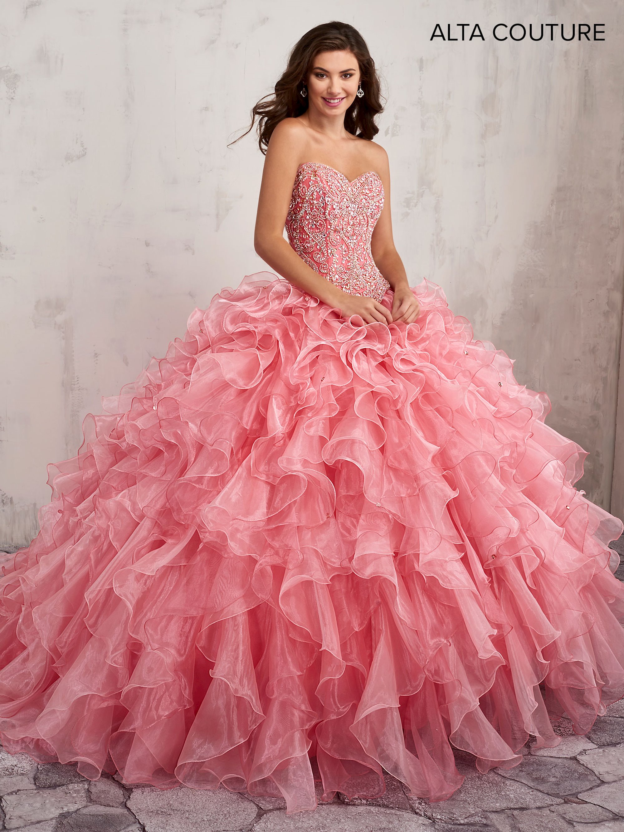 Quinceañera Ball Gowns We Love